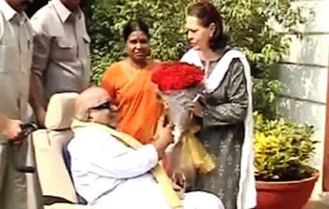 karunanithi and smt.gandhi