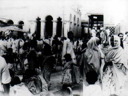 bw-14 kalighat temple yard