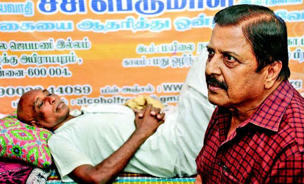 Gandhian gets support from actor Sivakumar_0_0