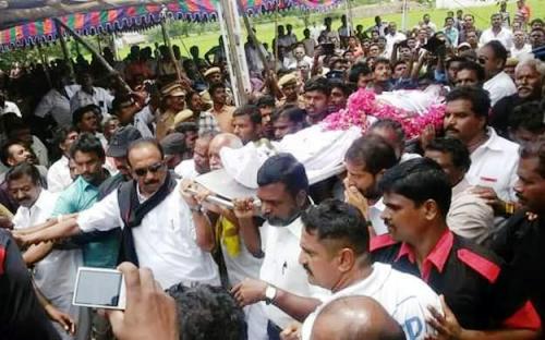 vaiko with sasi perumal body