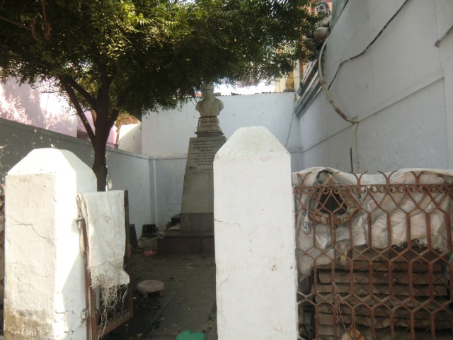 Kasi_Bharathi silai -2