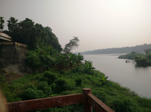 சங்கரர் 8 வயதில் சந்நியாசம் பெற்றுக்கொண்ட "பூர்ணா" நதி