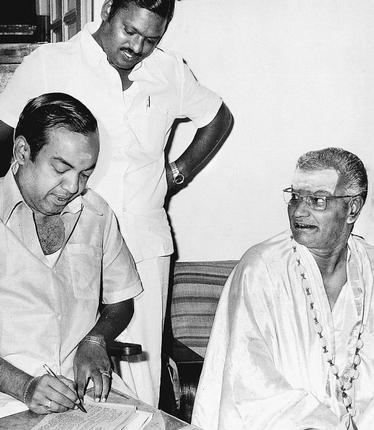 kannadasan-and-chinnappa-thevar